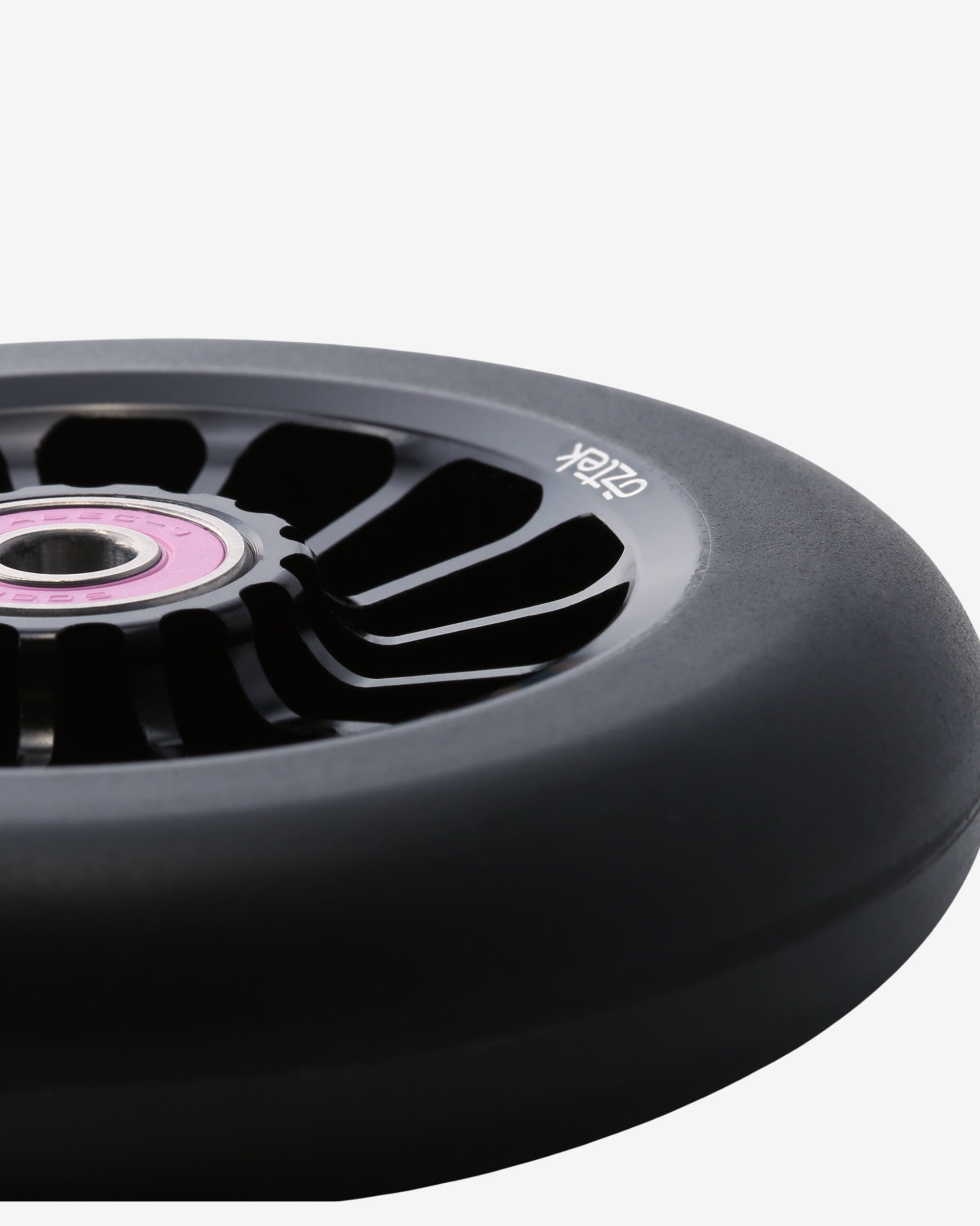 Aztek Architect 2 Wheels | Black