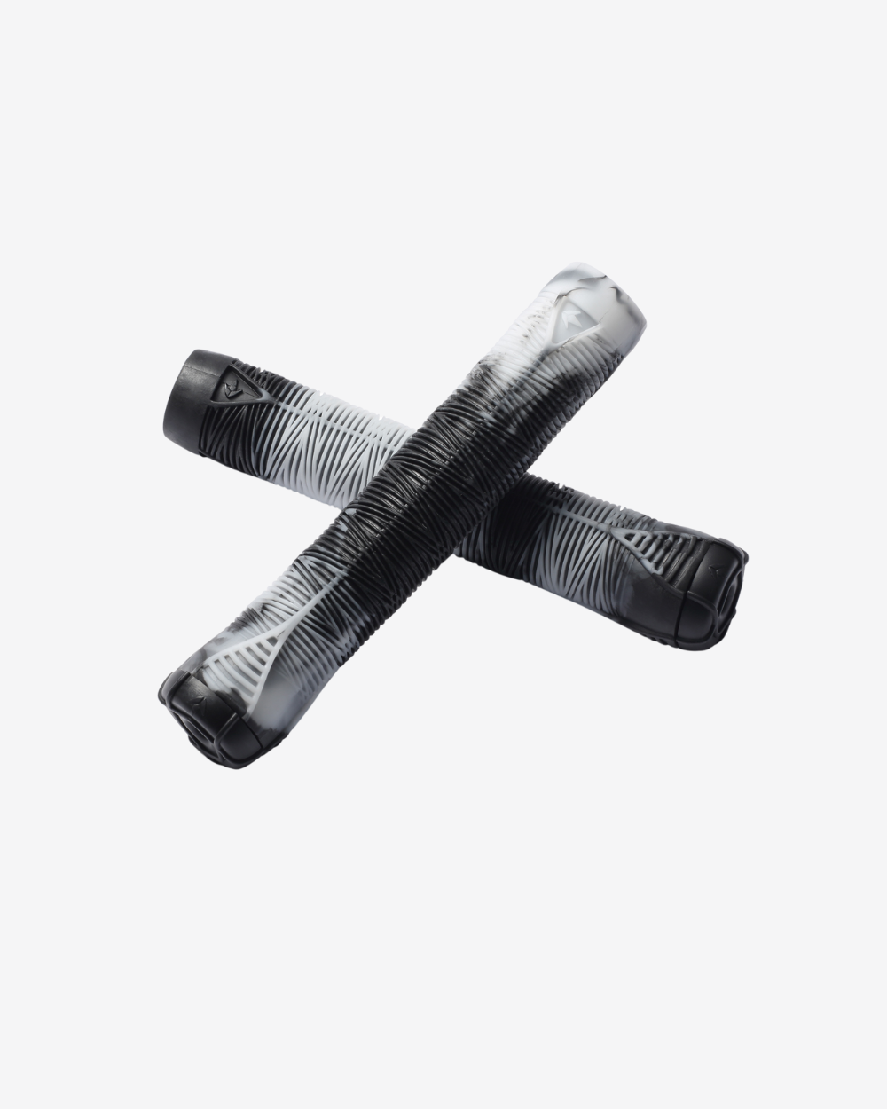 Envy V2 Grips | White / Black