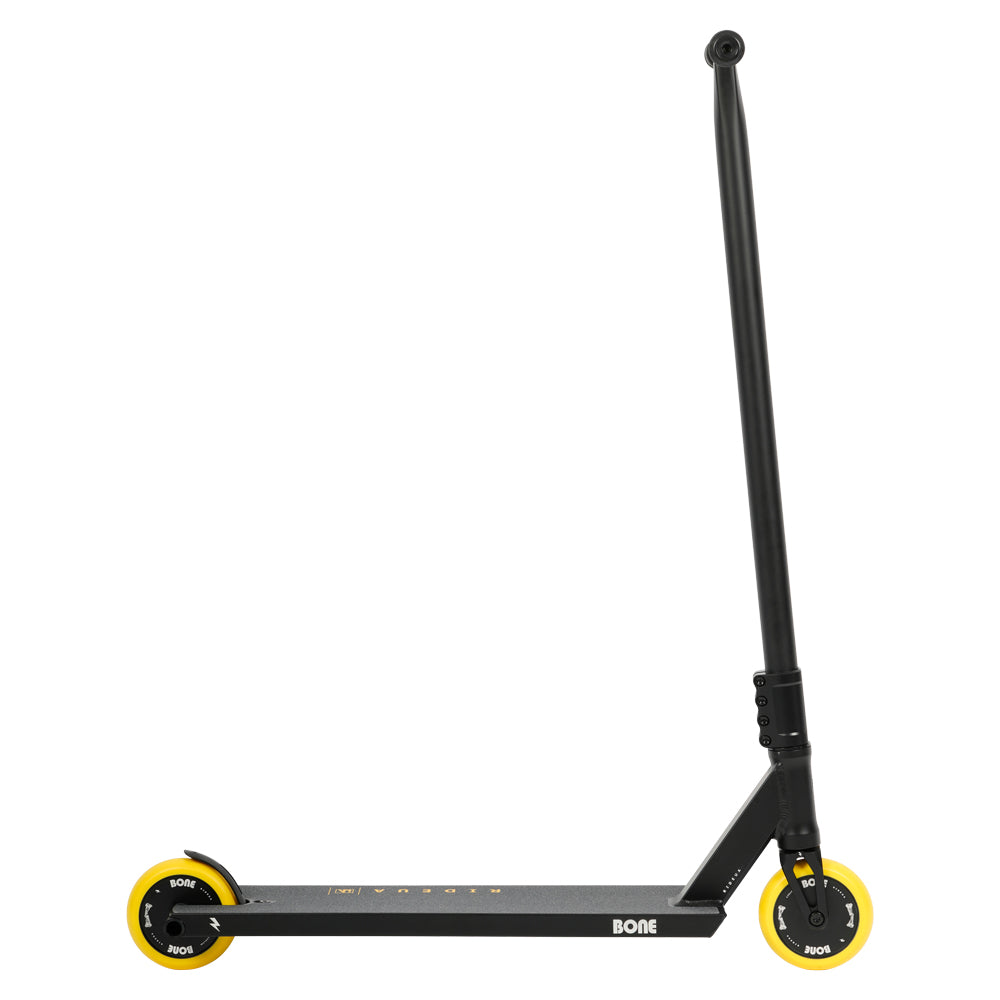 urbanArtt | Bone Complete Scooter | Black/Yellow