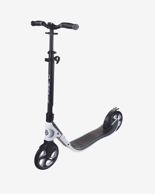 Globber ONE NL 205 Scooter | White / Black