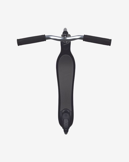 Globber Flow 125 Scooter | Black / Navy Blue