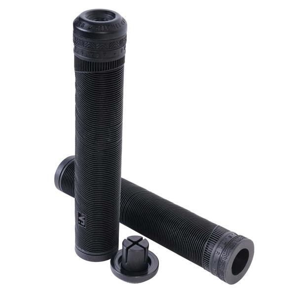 urbanArtt | Grips | Black