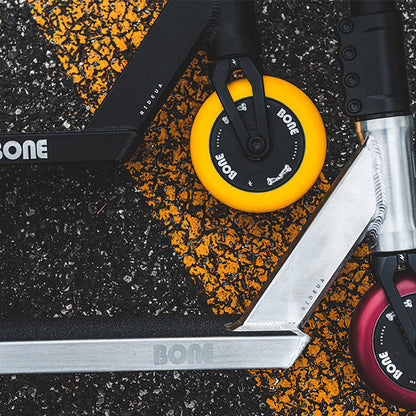 urbanArtt | Bone Complete Scooter | Black/Yellow